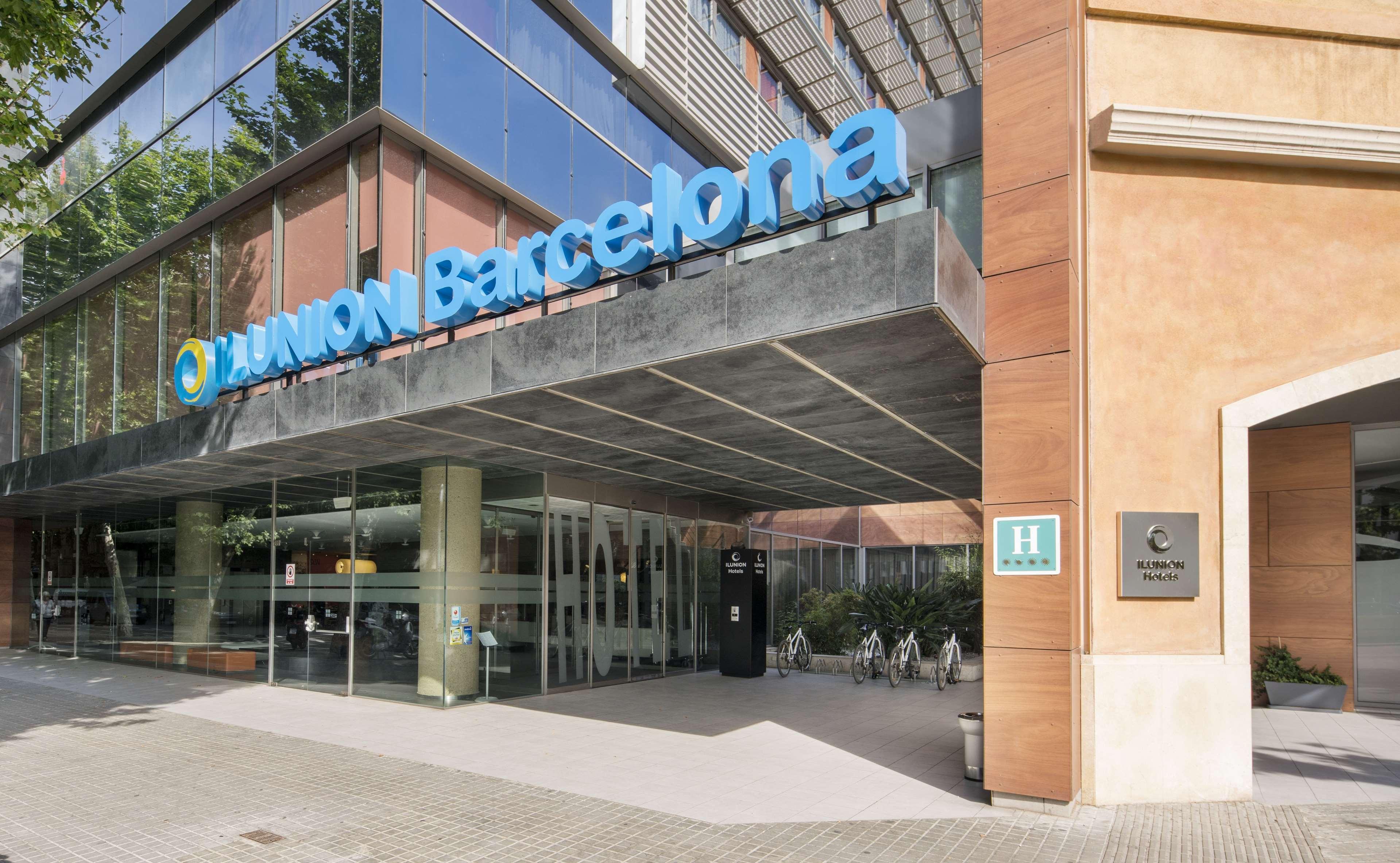Ilunion Barcelona Hotel Exterior foto